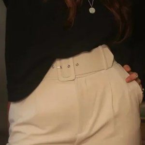 WHITE PANTS WITH FABRIC BELT